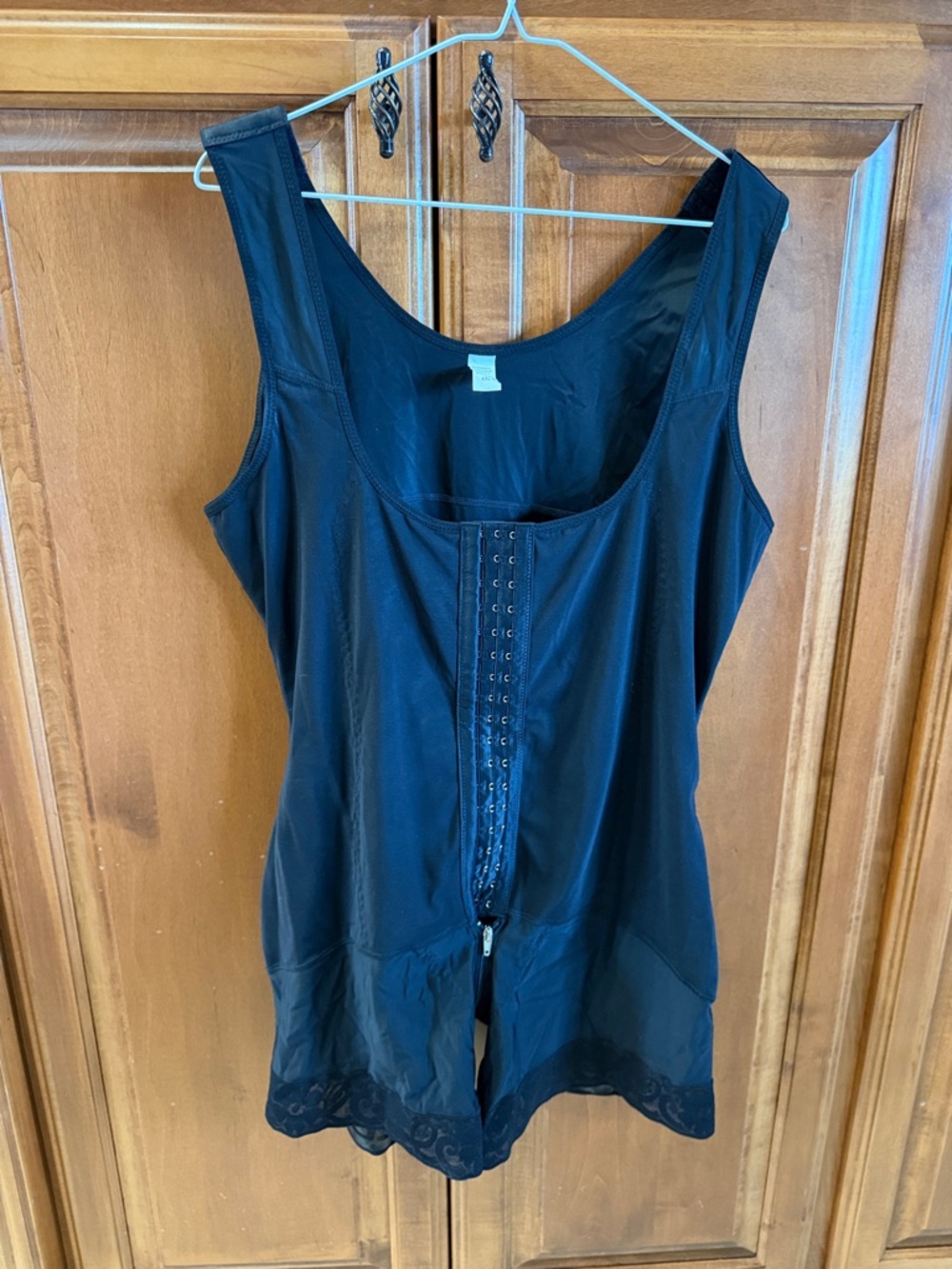 SHEIN Black Front Hook High-Waist Shapewear Bodysuit